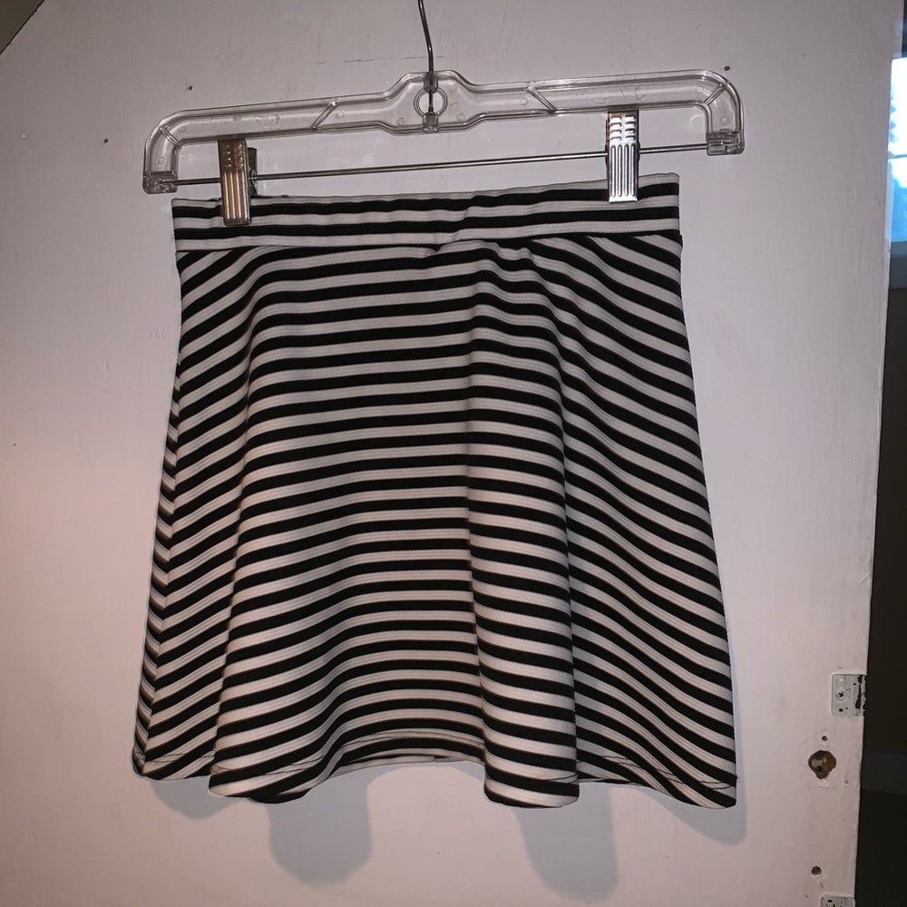 Stripped skirt